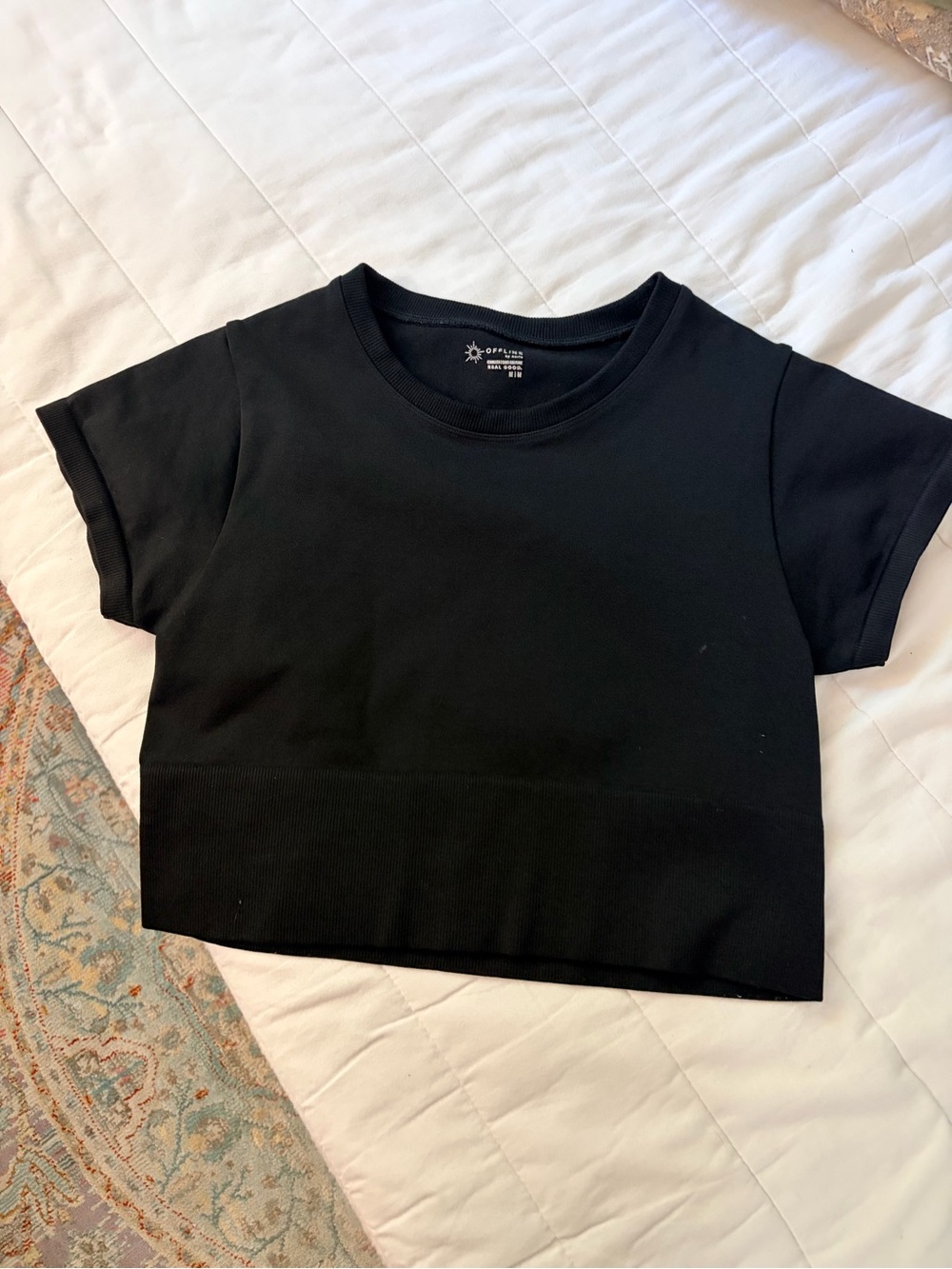 Black Cropped Crewneck Tee - Brand Unspecified